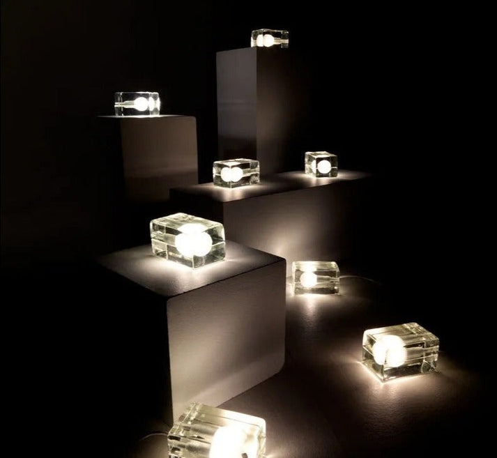 Luvikno | Clarylume Glass Bordlampe | Blending LED Lys | Krystallklar Design | For Soverom, Kontor & Stue
