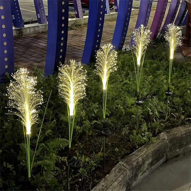 Solar Wicker Hage Lampe - Fargerik LED Hagebelysning med IP65 Vanntett Beskyttelse | Luvikno