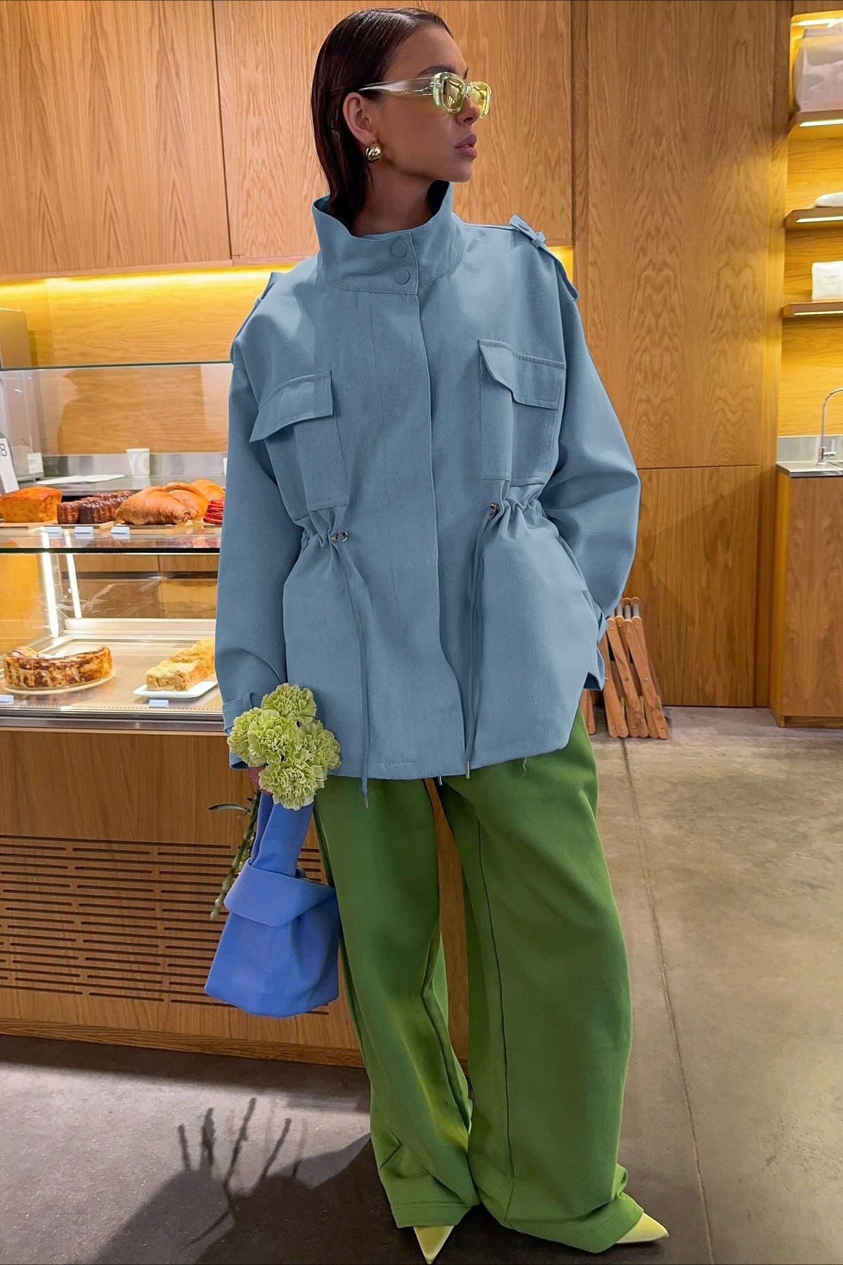 Luvik | Kaula-aukko kiristetty vyötärö puuvillatakki