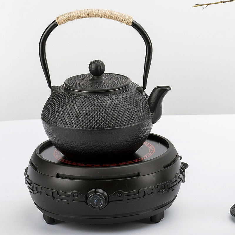 Svart jernkjele med infuser, støpejerns tekjele for vannkoking | Luvikno