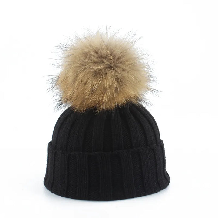 WinterKnit Beanie - Stilig Strikket Lue for Kulden Luvikno