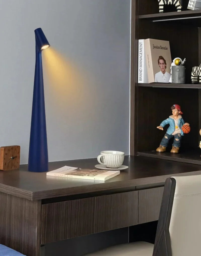 Stilig Bordlampe - Trådløs | Luvikno