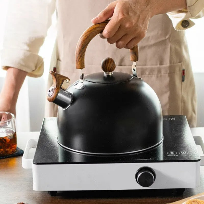 Luvikno | Rustfritt Stål Plystrende Kjele - Elegant og Stor Kapasitet