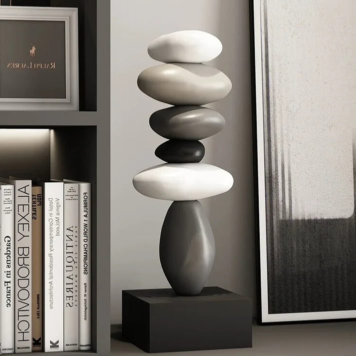 StoneBalance - Moderne stabil steinskulptur Luvikno