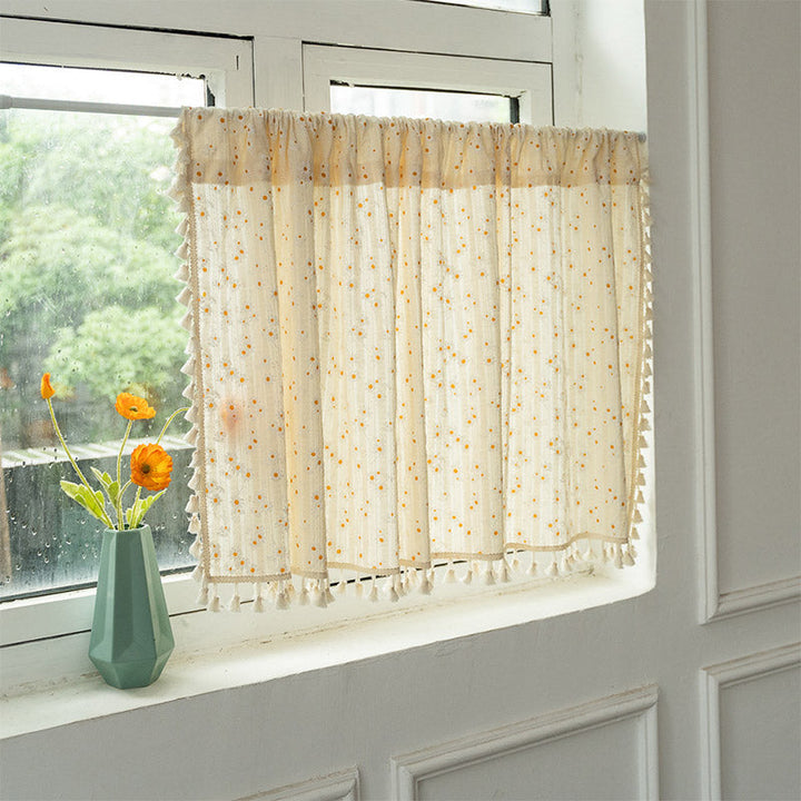Beige Daisy Pattern Tier Gardin i Bomull Lin Stoff | Luvikno