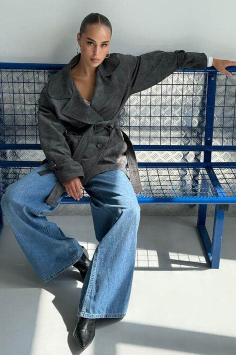 Luvik | Nubukkikaulus Vyötärötakki