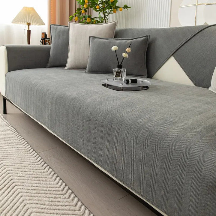 Luvikno | GripLuxx — Forvandle sofaen din til det ultimate kosestedet uten irriterende glidning!