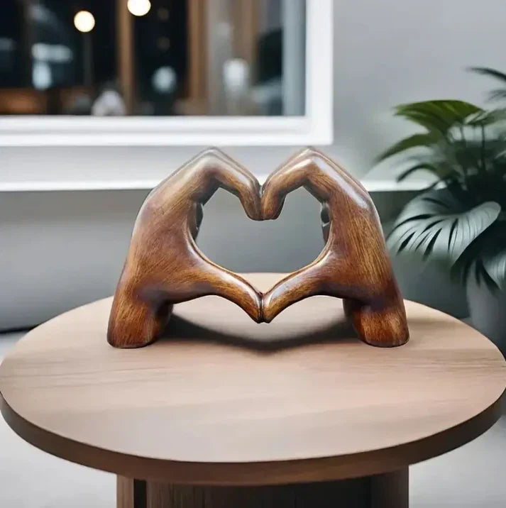 HeartGlow Håndlaget Symbol for Kjærlighet Luvikno