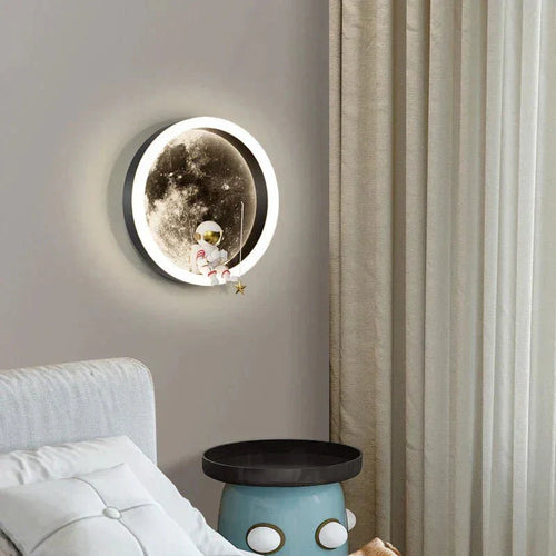 Luvikno | Spacelume - Moon LED Vegglampe