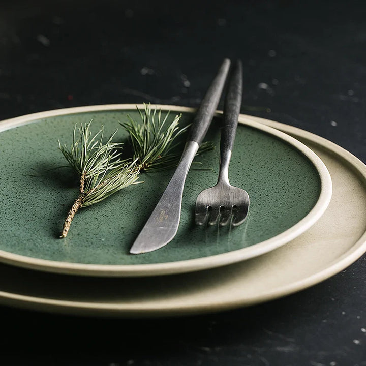Keramisk middagstallerken Elegant western servise for biff og salater | Luvikno