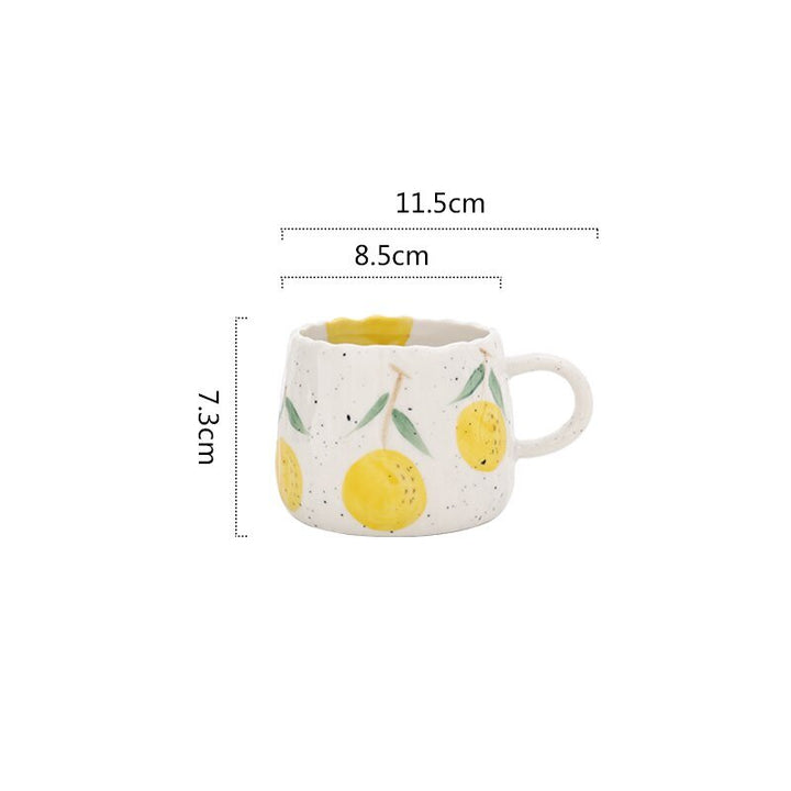 Keramisk kaffekopp med lekent fruktdesign | Luvikno