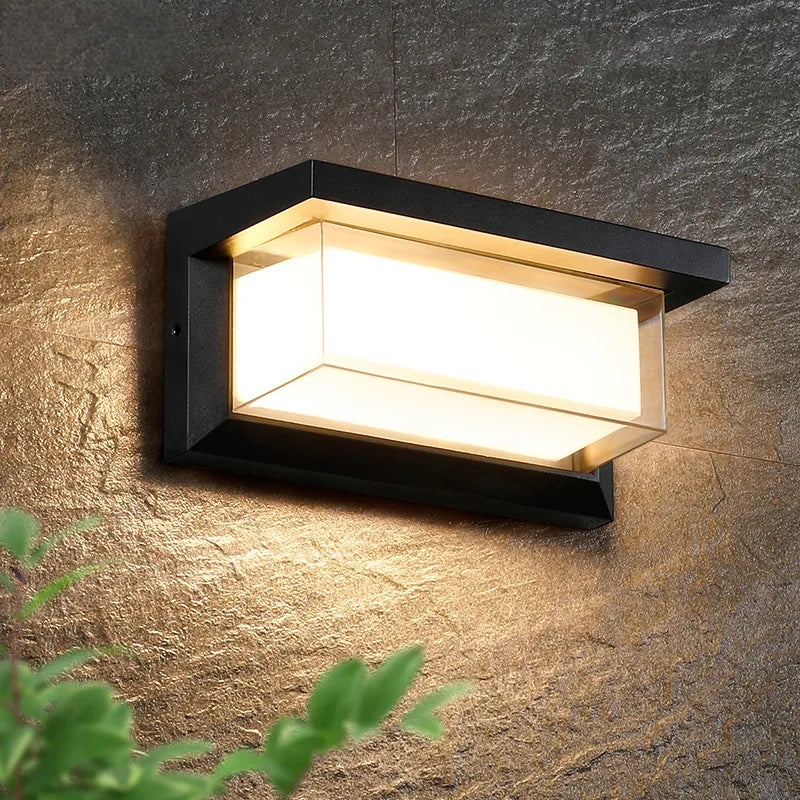 Moderne utendørs vegglampe for hage og terrasse | Luvikno