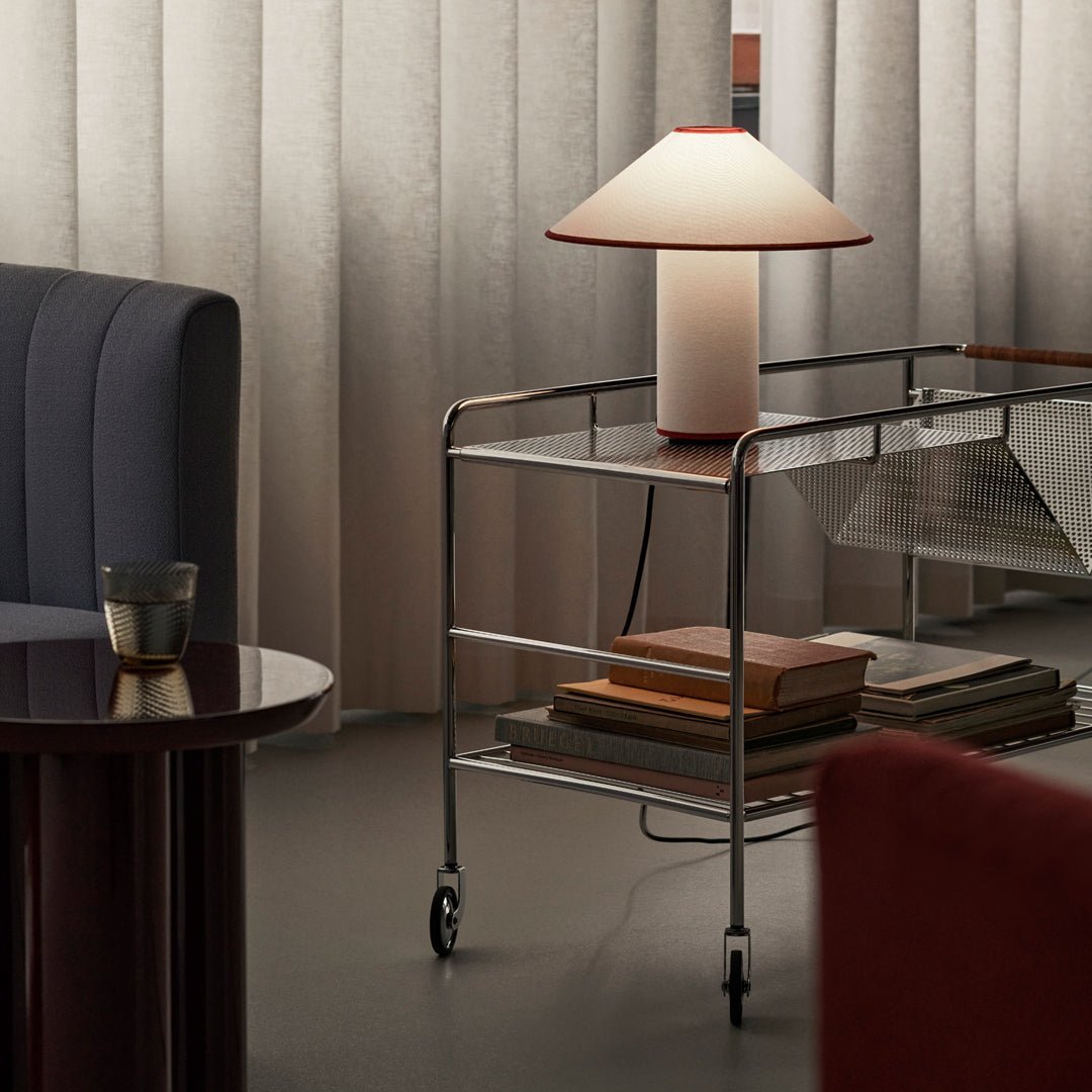 Bordlampe med tekstilskjerm – Lunara | Luvikno