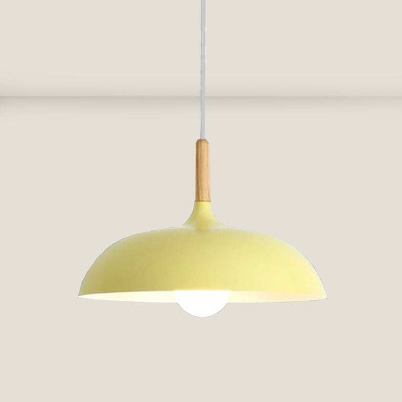 Eiketre taklampe i nordisk design – LED tre plafond lampe | Luvikno