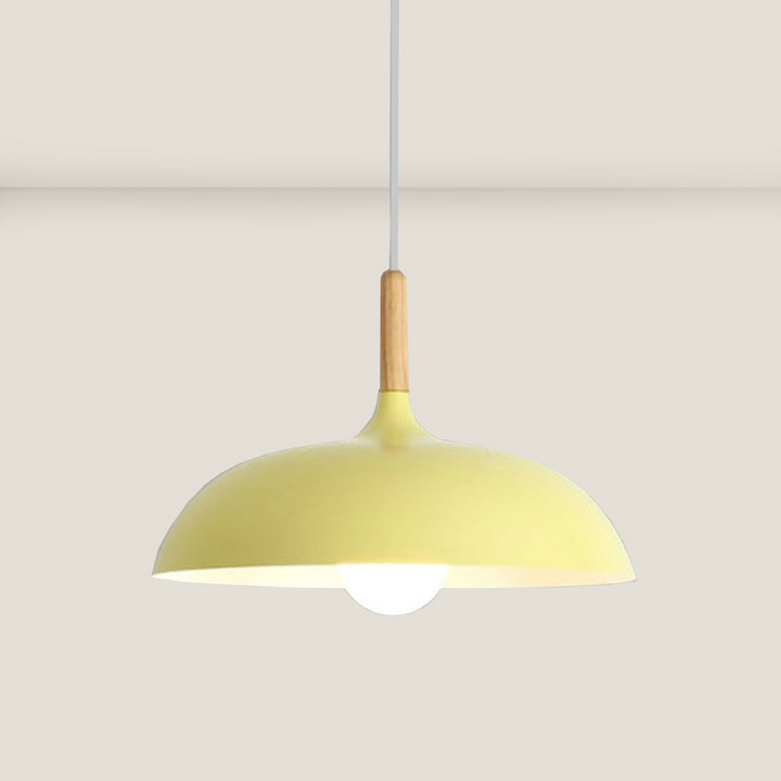 Eiketre taklampe i nordisk design – LED tre plafond lampe | Luvikno