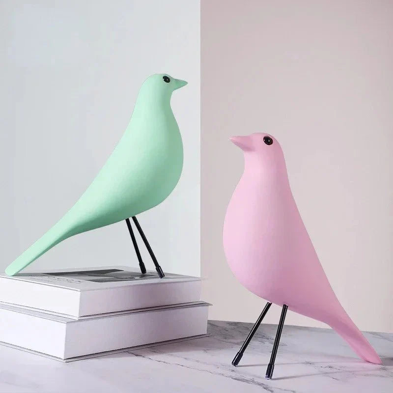Fargerik novitet fuglehus ornament harpiks skulptur dekOR | Luvikno