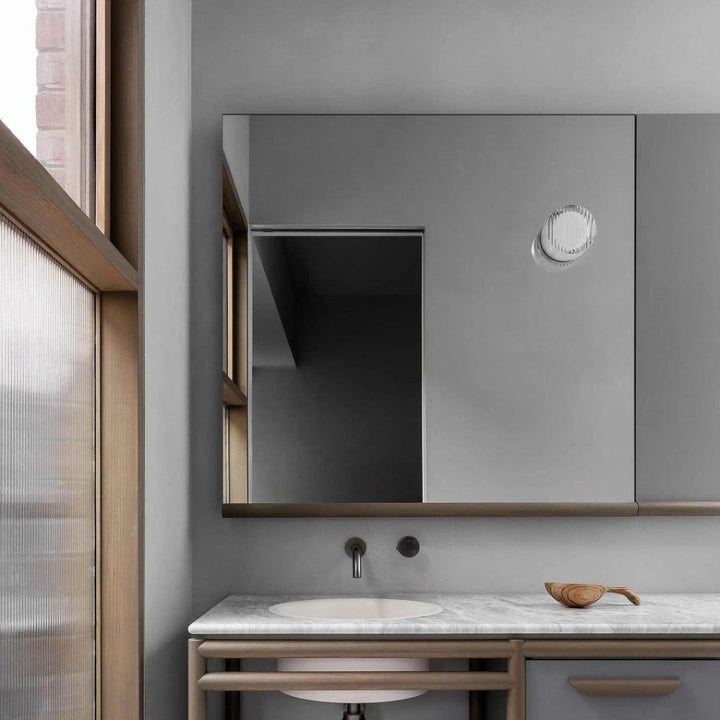 Moderne LED Vegglampe – Elegant Design for Stue og Soverom | Luvikno