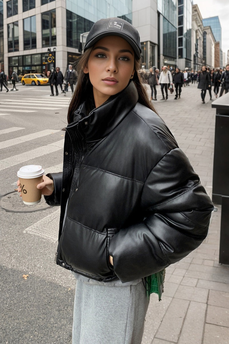 Luvik | Keinonahkaeristetty Puffer-takki