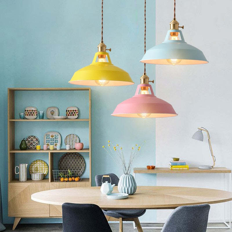 Luvikno | RadiantGlow lysekrone - Luksus metall lysekrone for elegante interiører