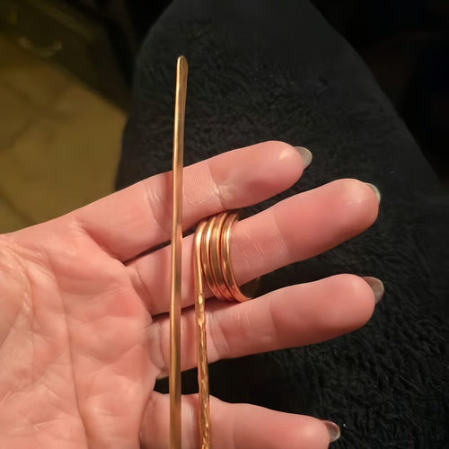 Luvikno | GripLux Ring Holder — Smertfri lesing i luksuriøs stil som slapper av tommelen din og holder boken åpen (3 stykker)