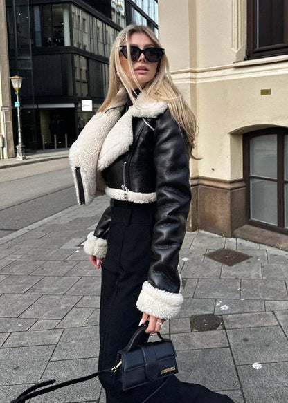 Luvik | Sherpa Trim Nahkatakki - Lyhyt vetoketjutyylinen