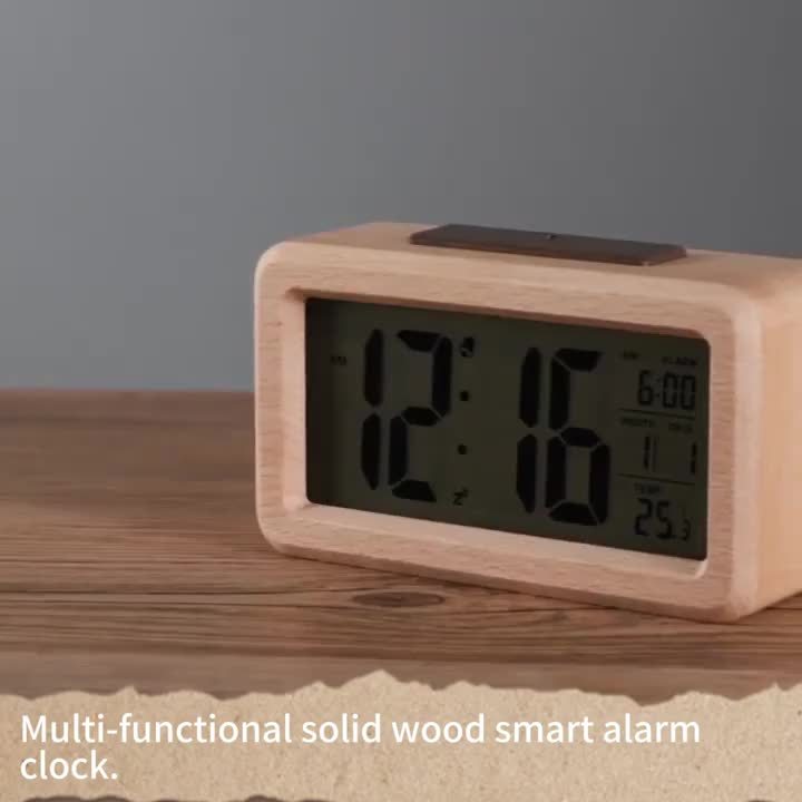 Elegant tre alarmklok med kalender og temperaturdisplay | Luvikno
