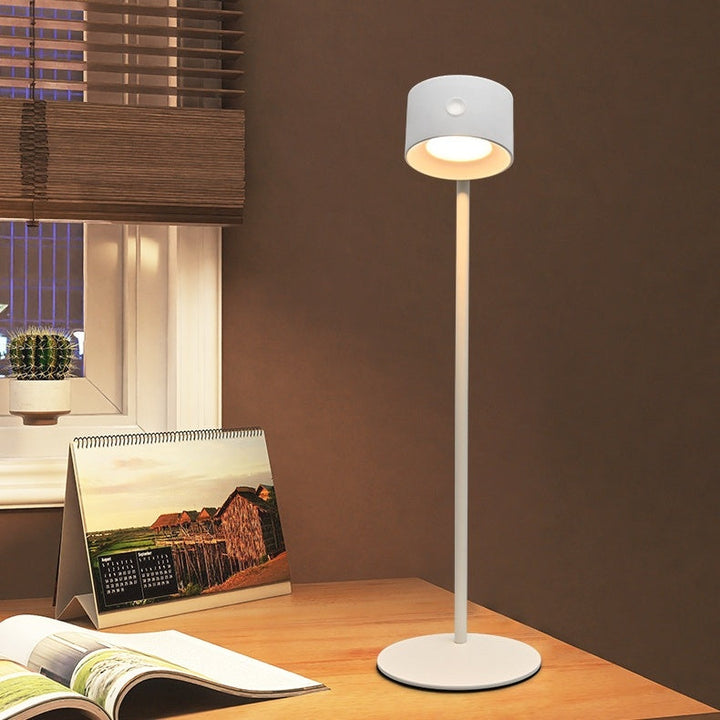 Berøringsfølsom LED bordlampe med magnetisk base. | Luvikno