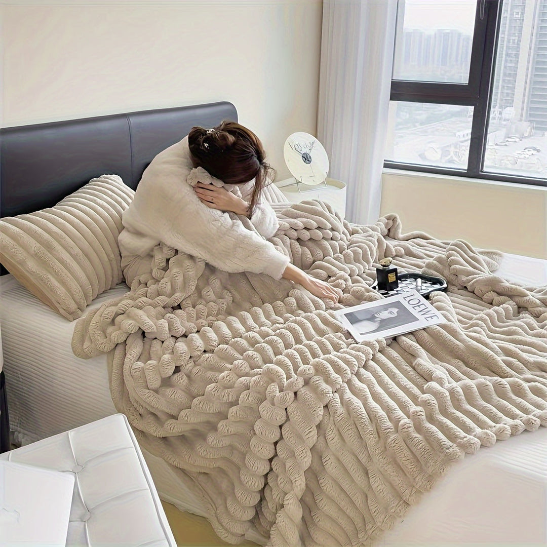 LuxeFleece – Elegant fransk stil teppe for Comfort Luvikno