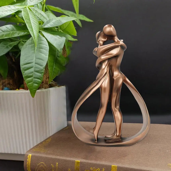 Luvikno | Sentura Deco Skulptur Som Omslutter Figurer | Symbol på Kjærlighet & Forbindelse | Håndlaget Utseende | Harpiks