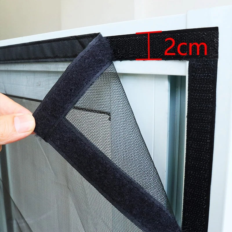 Slim Magnetisk Insekt Dørgardin – Automatisk Lukkende | Luvikno