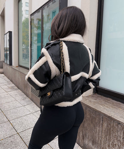 Luvik | Daria teddy-velourilla Musta