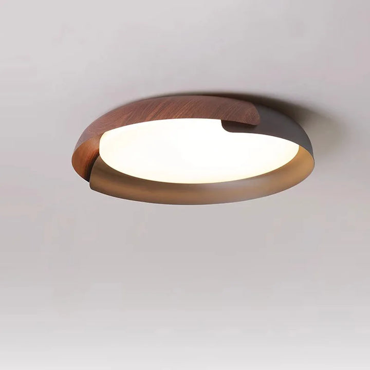 Moderne taklampe med trefinish – Stilfull LED-belysning for stue | Luvikno