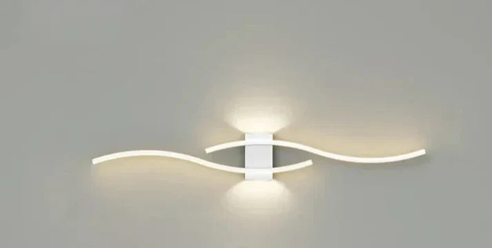 Luvikno | Lumivora Wave LED Vegglampe | Moderne Bølge Design | Energisparende & Stilig | 60×15 cm | Varm, Blendingfri Lys