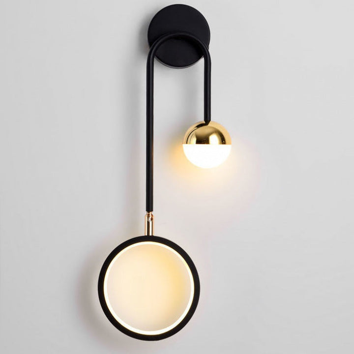 Nordic svingbar LED vegglampe for moderne interiører | Luvikno