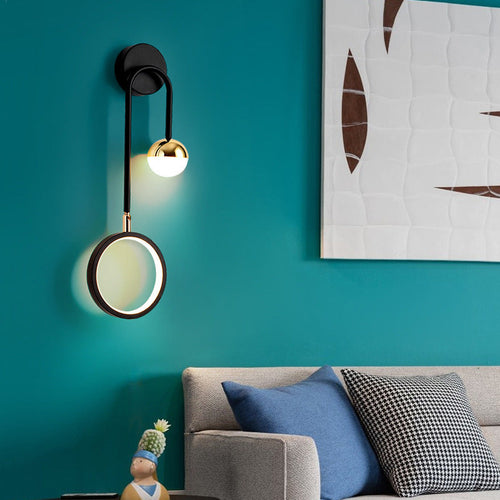 Nordic svingbar LED vegglampe for moderne interiører | Luvikno