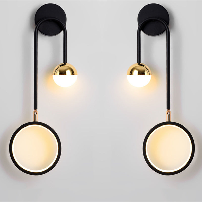 Nordic svingbar LED vegglampe for moderne interiører | Luvikno