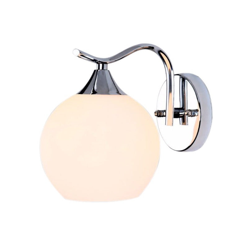 Moderne rund vegglampe med glasskuppel – Elegant veggfeste for soverom og stue | Luvikno