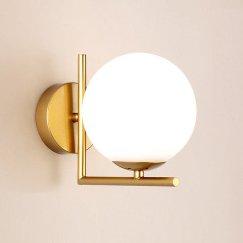 Moderne rund vegglampe med glasskuppel – Elegant veggfeste for soverom og stue | Luvikno