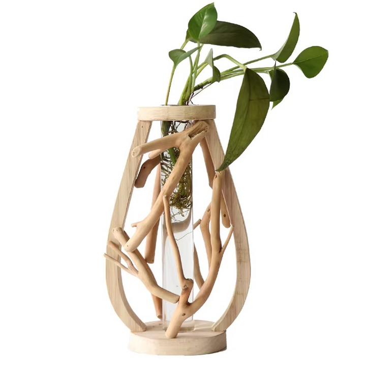 Kunstnerisk inspirert tre design Luvikno