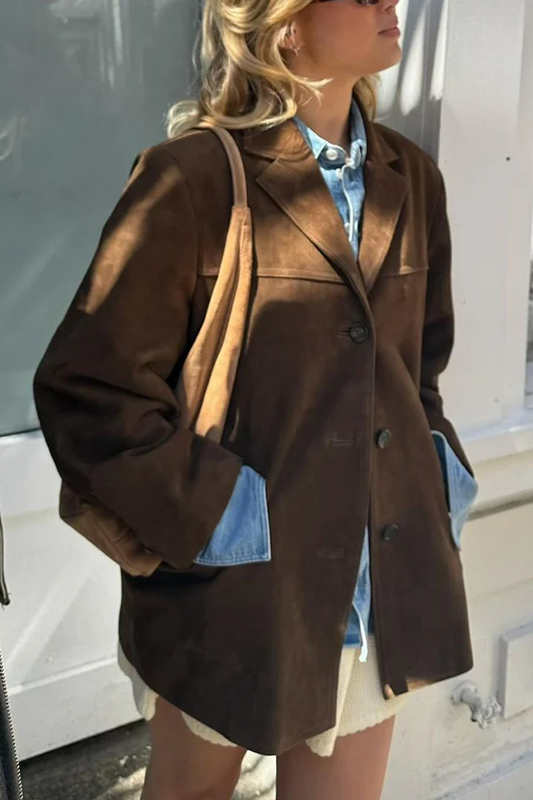 Luvik | Pitkähihaista vintage-takkia naisille käänteellä ja napituksella