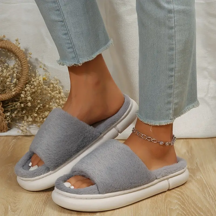 Koselige pels-sandaler | Luvikno
