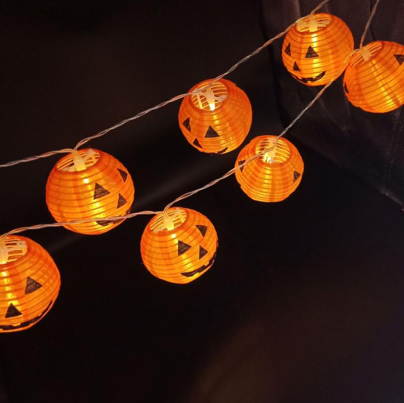 Luvikno | PumpkinBlaze Lyskjeder — Forvandle Halloween-kvelden din til et magisk hav av lys som fanger alles blikk!