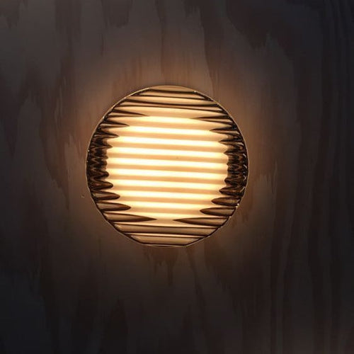 Moderne LED Vegglampe – Elegant Design for Stue og Soverom | Luvikno
