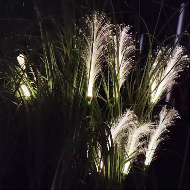 Solar Wicker Hage Lampe - Fargerik LED Hagebelysning med IP65 Vanntett Beskyttelse | Luvikno