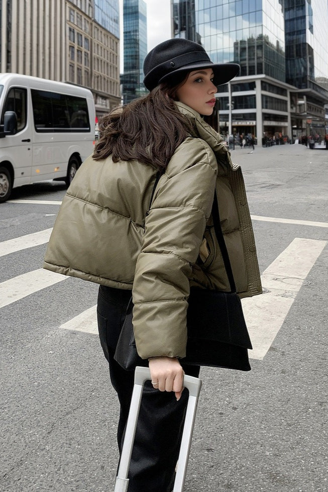 Luvik | Keinonahkaeristetty Puffer-takki