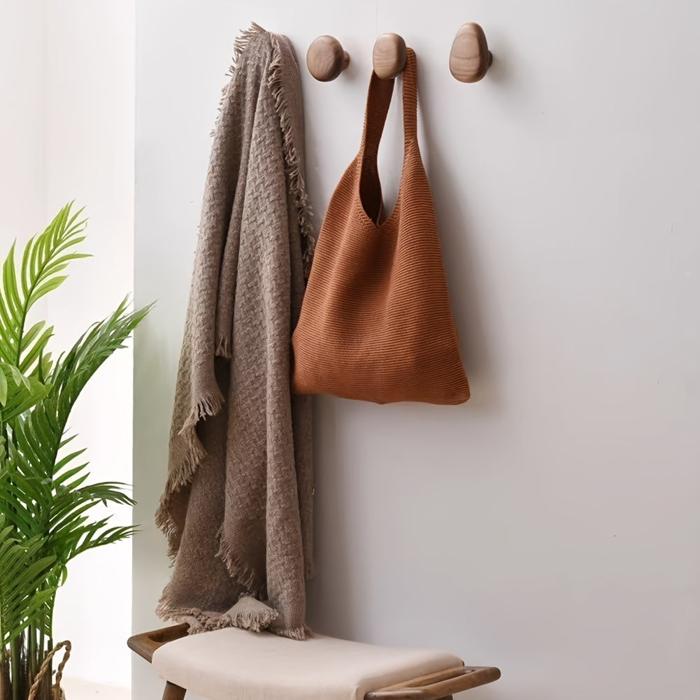 Luvikno | WoodCraft Trevegghooker Sett – Håndlaget design av valnøtt og bøk tre
