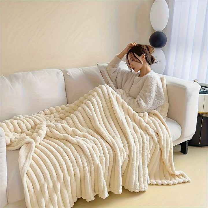 LuxeFleece – Elegant fransk stil teppe for Comfort Luvikno