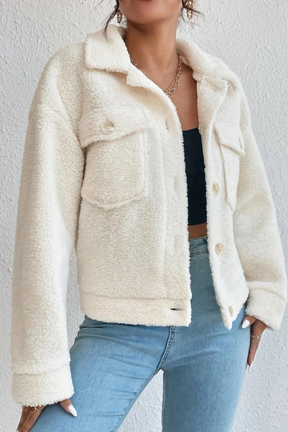 Luvik | Valkoinen lyhyt Sherpa-takki