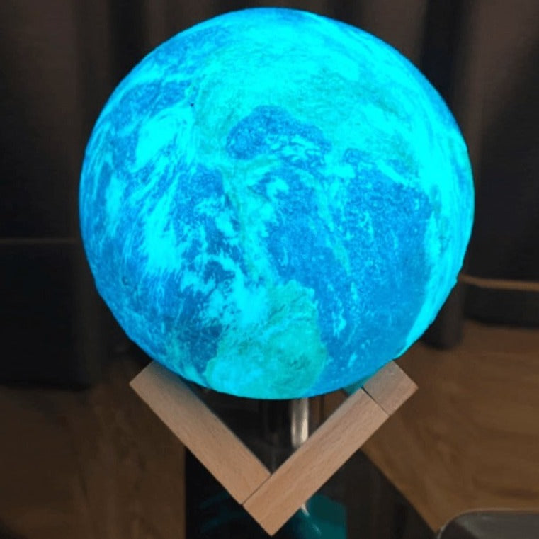 Earth Lampe Luvikno