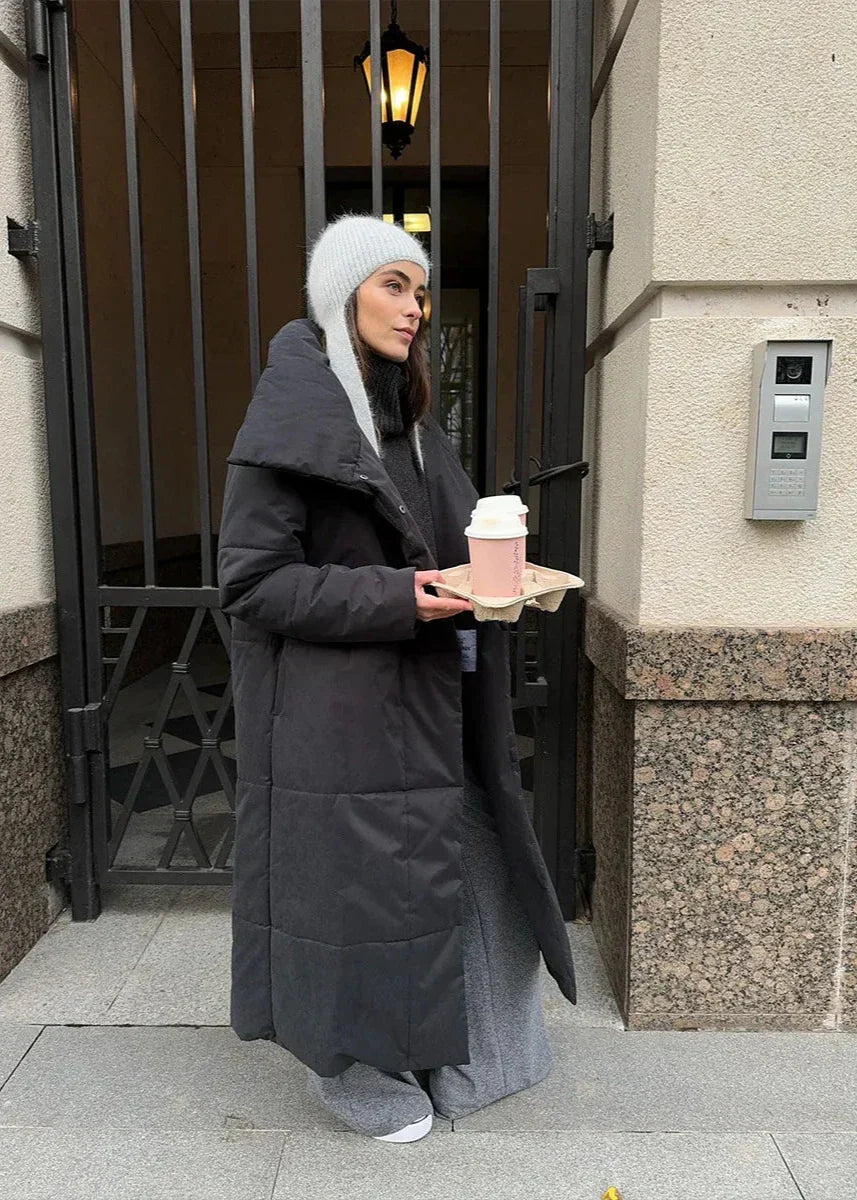 Luvik | Ylihkokokoinen pystykaulustakki